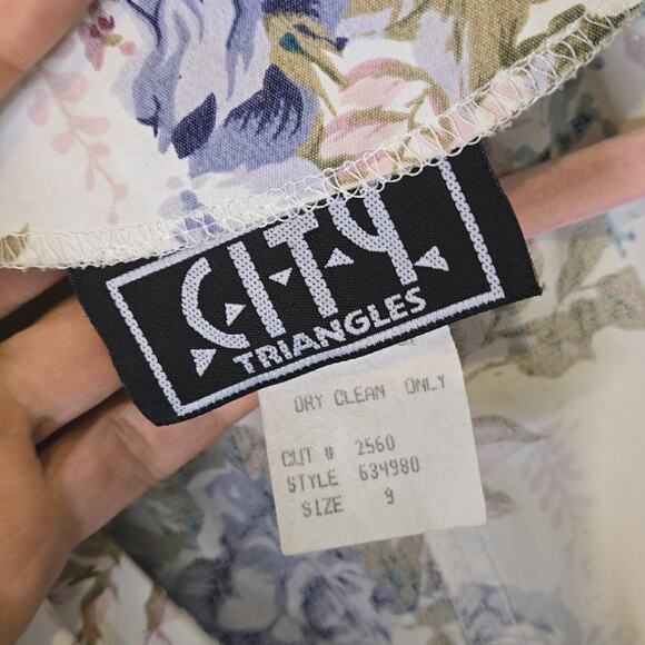 Vintage -City Triangles Floral Romper size 9 - Picture 3 of 7